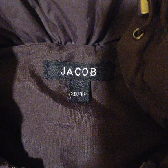 Jackets - Picture 3 of 7